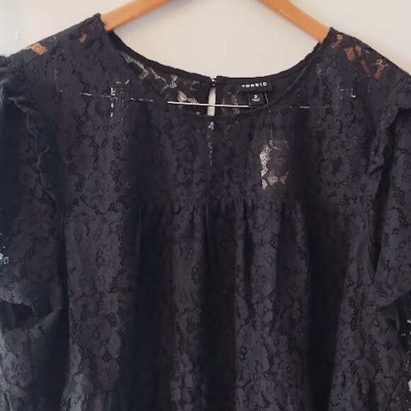 Torrid Black Lace Short Sleeve Tiered Blouse size 3X Layered - Picture 5 of 12